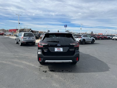 2022 Subaru Outback Touring XT