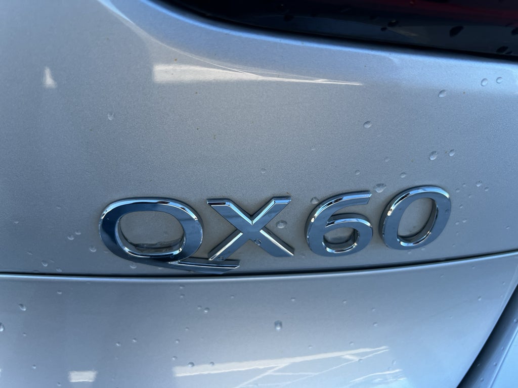 2016 INFINITI QX60 Base
