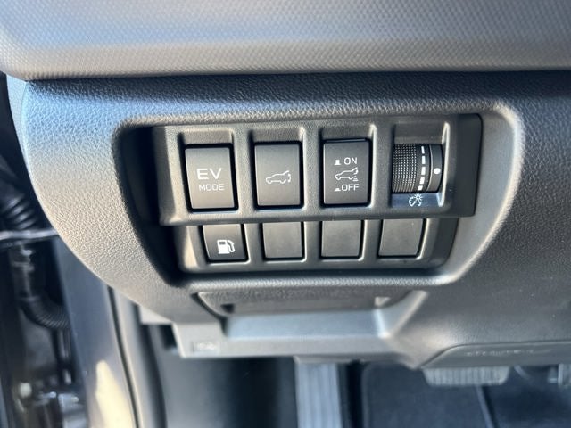 2025 Subaru Forester Limited Hybrid