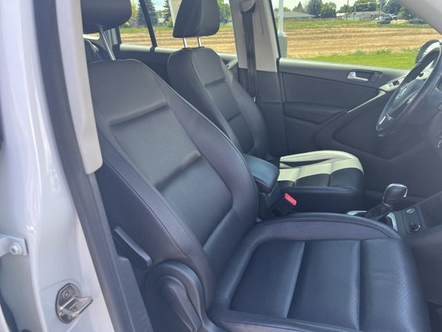 2016 Volkswagen Tiguan S
