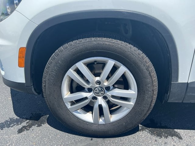2016 Volkswagen Tiguan S