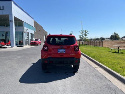 2022 Jeep Renegade Trailhawk